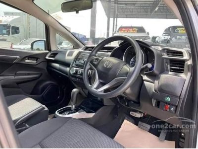 Honda Jazz 1.5 V i-VTEC Hatchback A/T ปี 2018 รูปที่ 10